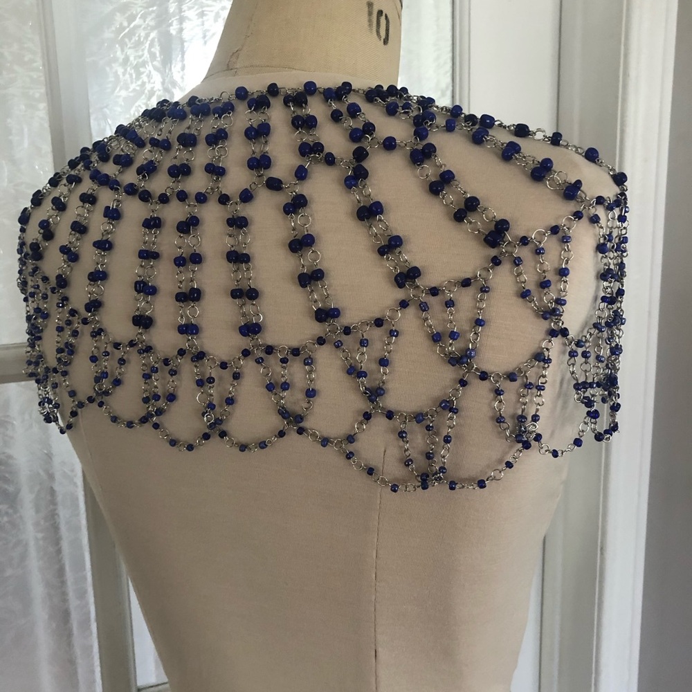 Handmade Beaded necklace - Picture 3 of 3